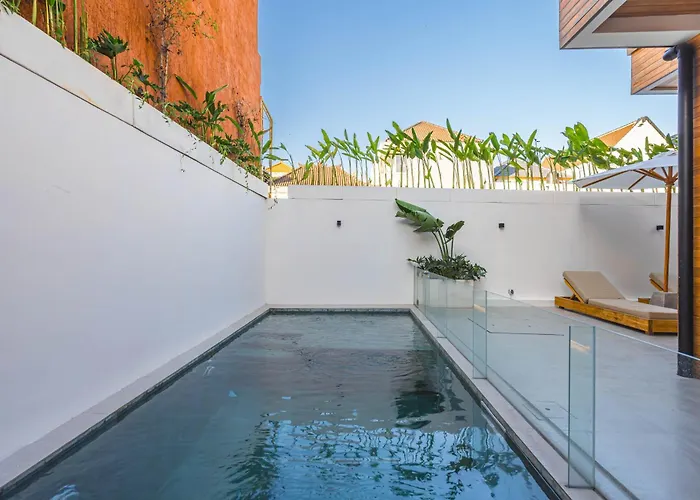 Eve With Private Pool, & Outdoor Movie Cinema * Canggu