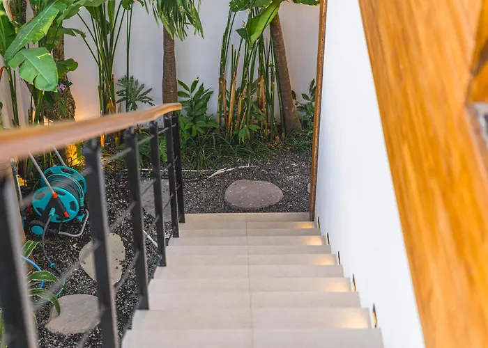 Eve With Private Pool, & Outdoor Movie Cinema Villa *
