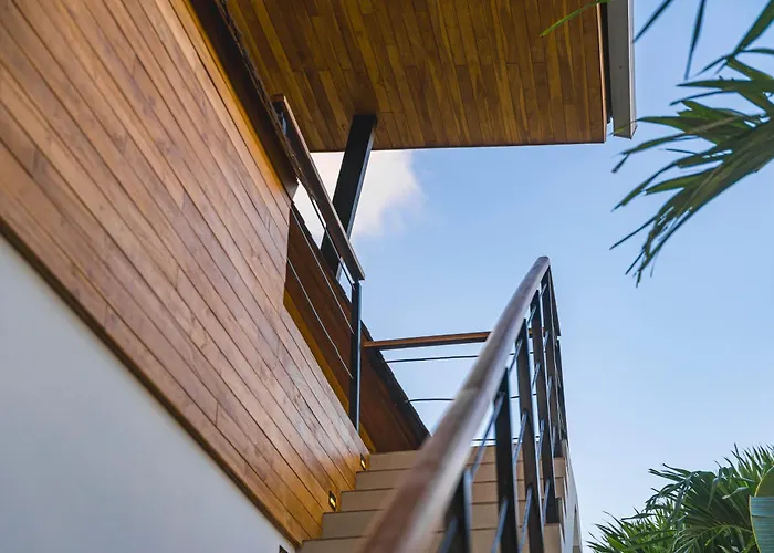 Eve With Private Pool, & Outdoor Movie Cinema *